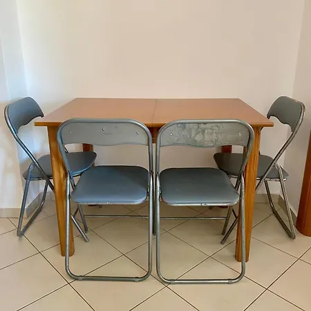 Urban Nest Apartment